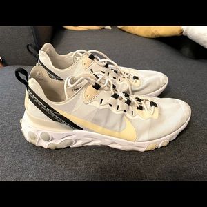 Nike Element 55 Men’s Sneakers